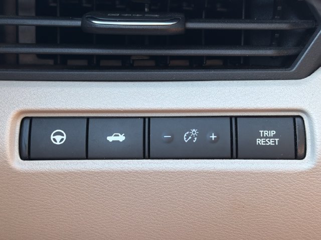 Used 2020 Nissan Altima 2.5 SL FWD image 28