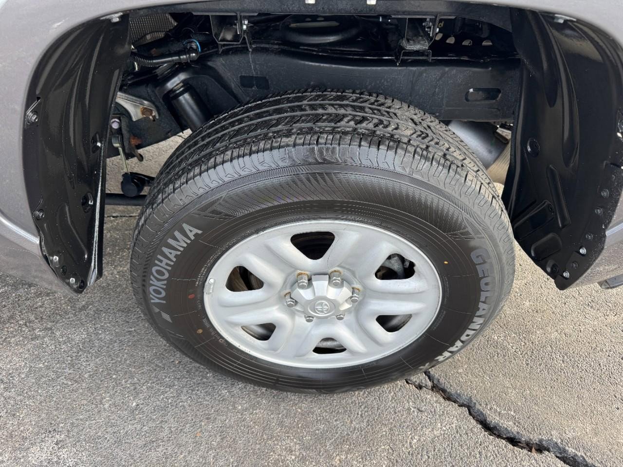 Used 2024 Toyota Tundra SR w/ SR Tow Package image 8