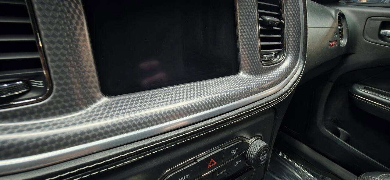 Used 2020 Dodge Charger SRT Hellcat w/ Harman/Kardon Audio Group image 31