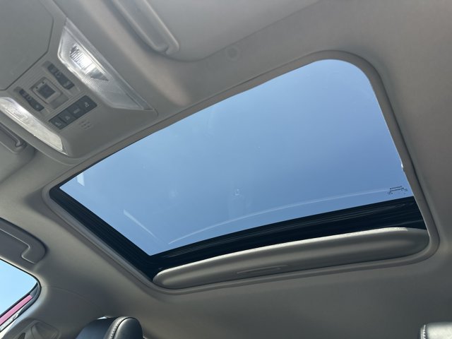 Used 2021 Toyota RAV4 XLE Premium FWD image 15