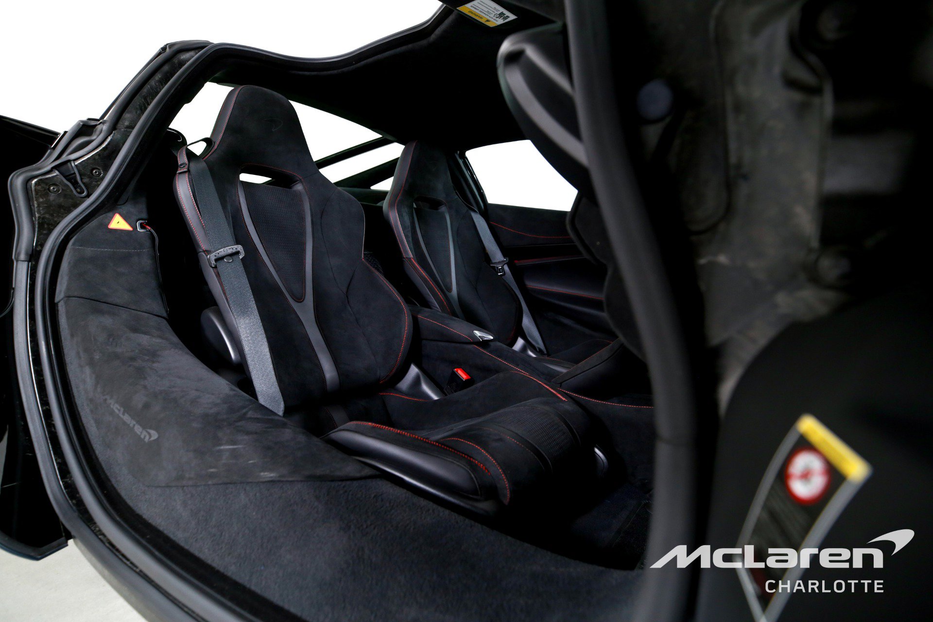 Used 2025 McLaren 750S image 19