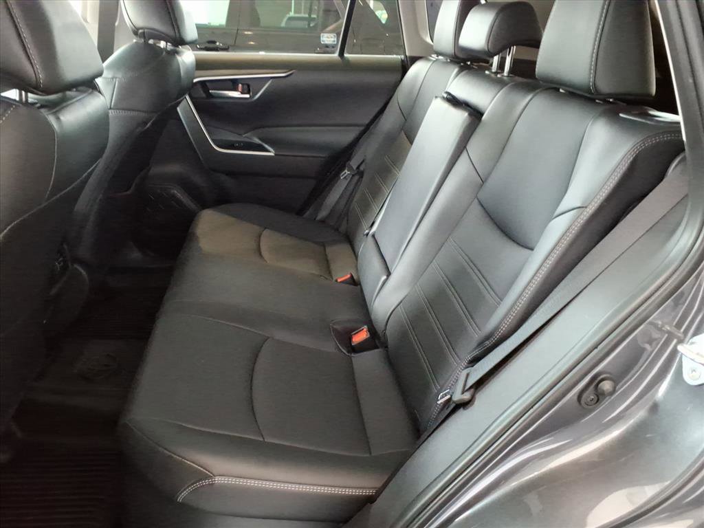 Used 2023 Toyota RAV4 XLE Premium image 13