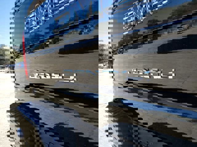 New 2026 GMC Sierra 1500 Denali Ultimate AWD/4WD image 9