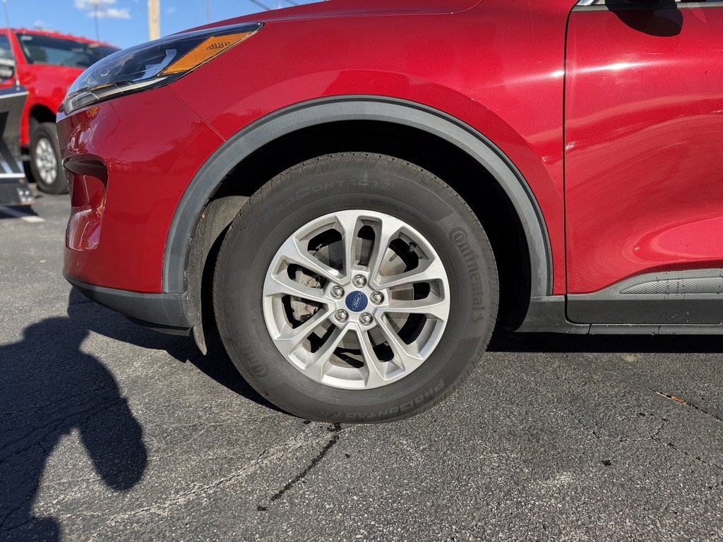 Used 2020 Ford Escape SE image 10