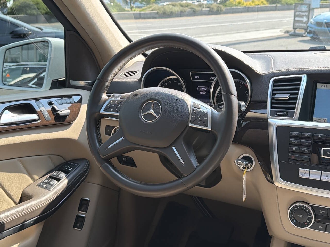Used 2014 Mercedes-Benz GL 450 4MATIC image 22