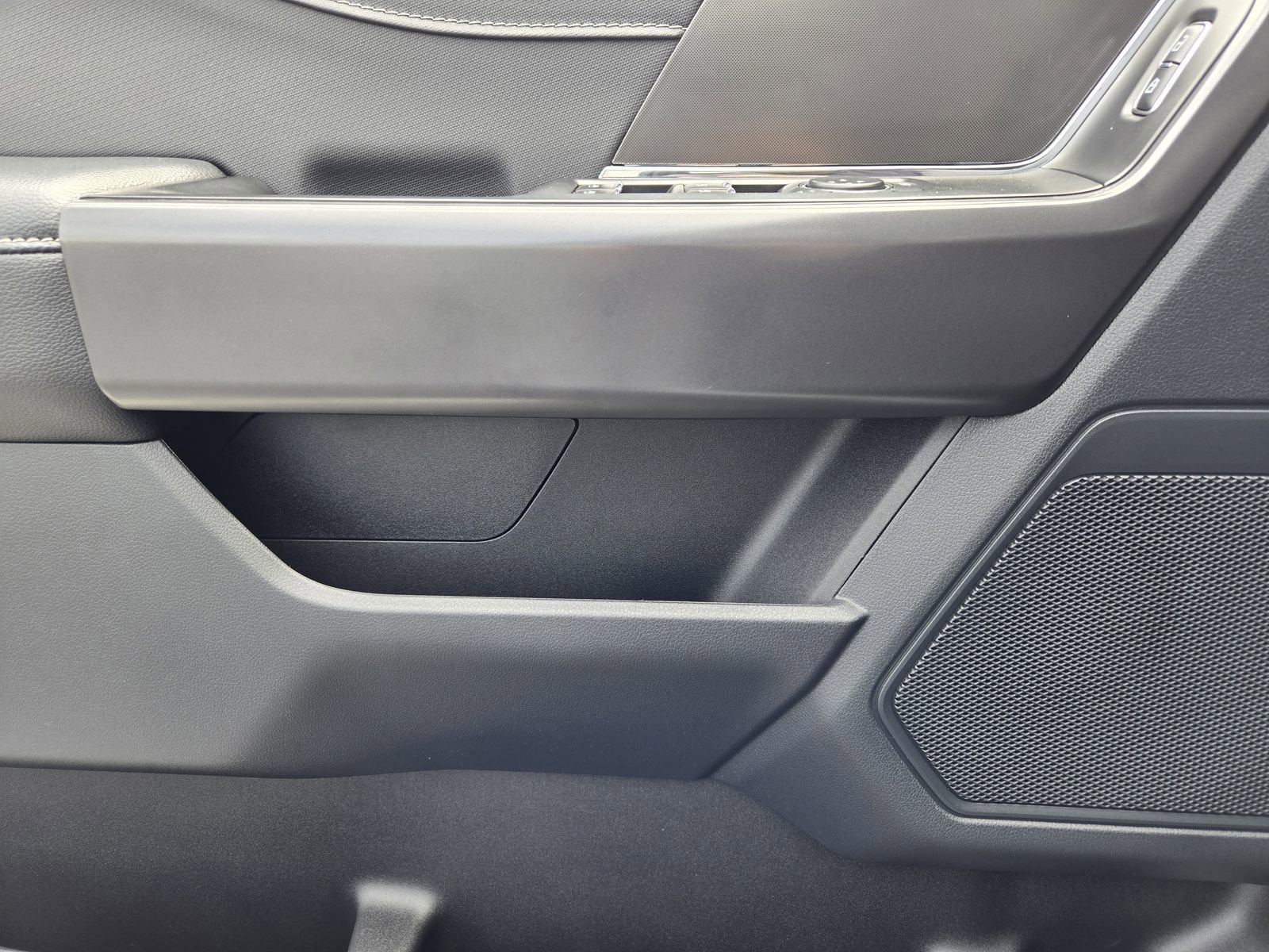 Used 2024 Ford F150 XLT w/ Equipment Group 302A MID RWD image 21