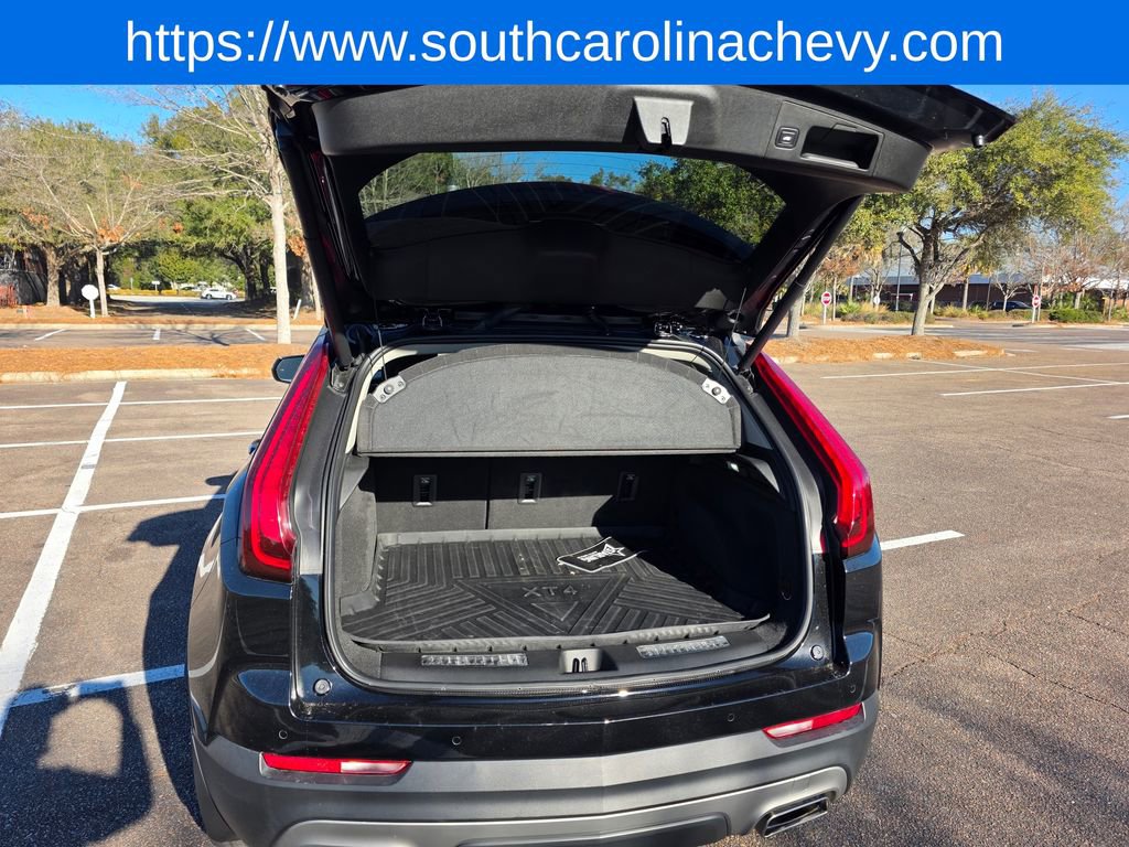 Used 2021 Cadillac XT4 Premium Luxury image 32