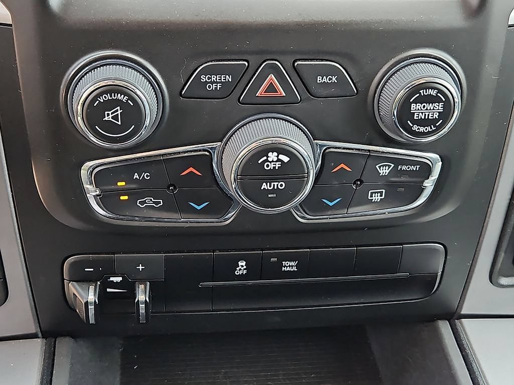 Used 2023 RAM 1500 Classic SLT w/ Trailer & Traction Group AWD/4WD image 27