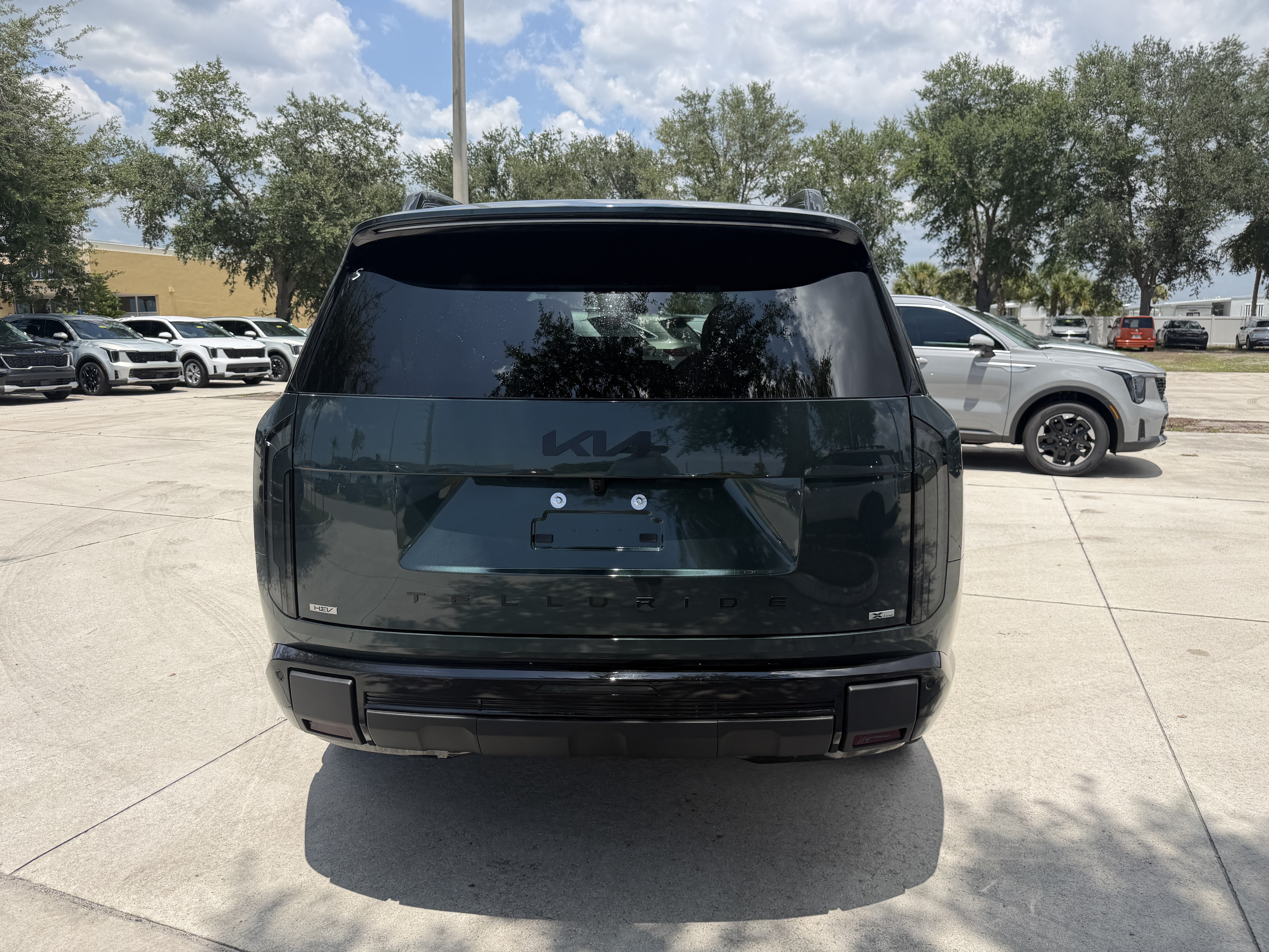 New 2027 Kia Telluride SX X-Line w/ Towing Package AWD/4WD image 4