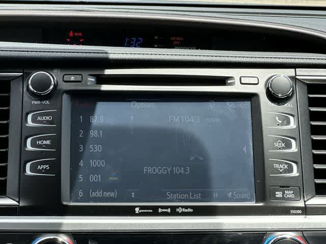 Used 2019 Toyota Highlander XLE AWD/4WD image 11