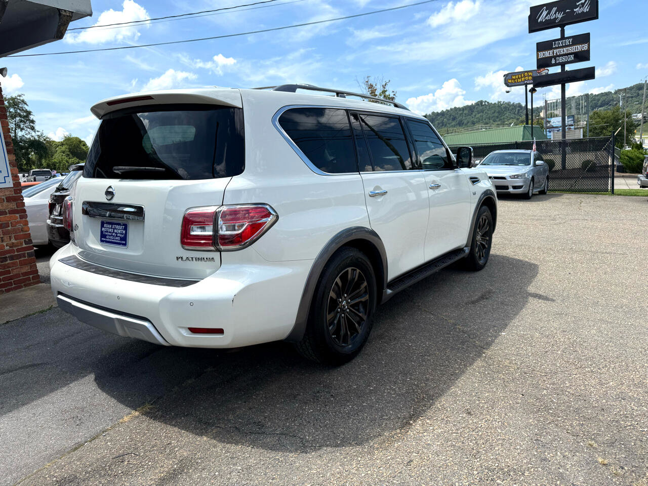 Used 2017 Nissan Armada Platinum w/ Captain Seat Package image 4