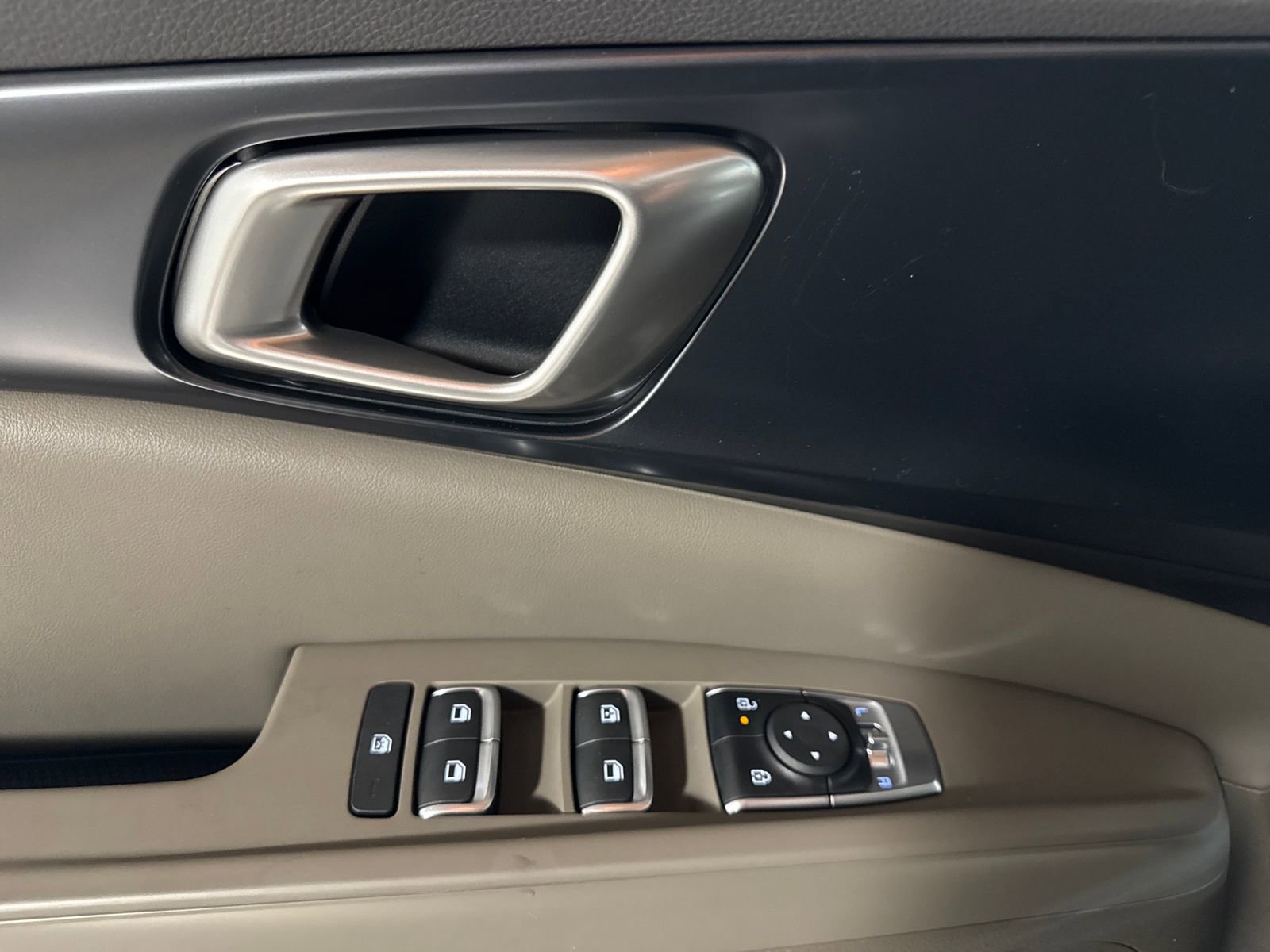 New 2026 Kia Carnival LXS image 14