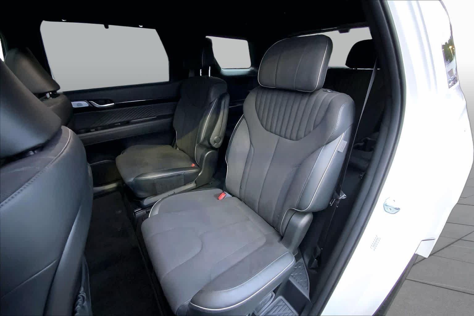 Used 2024 Hyundai Palisade Calligraphy AWD/4WD image 18