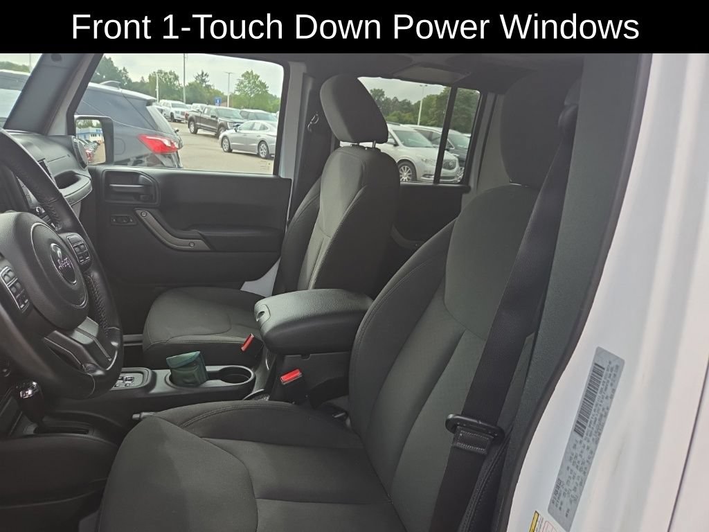Used 2018 Jeep Wrangler Unlimited Sport S AWD/4WD image 14