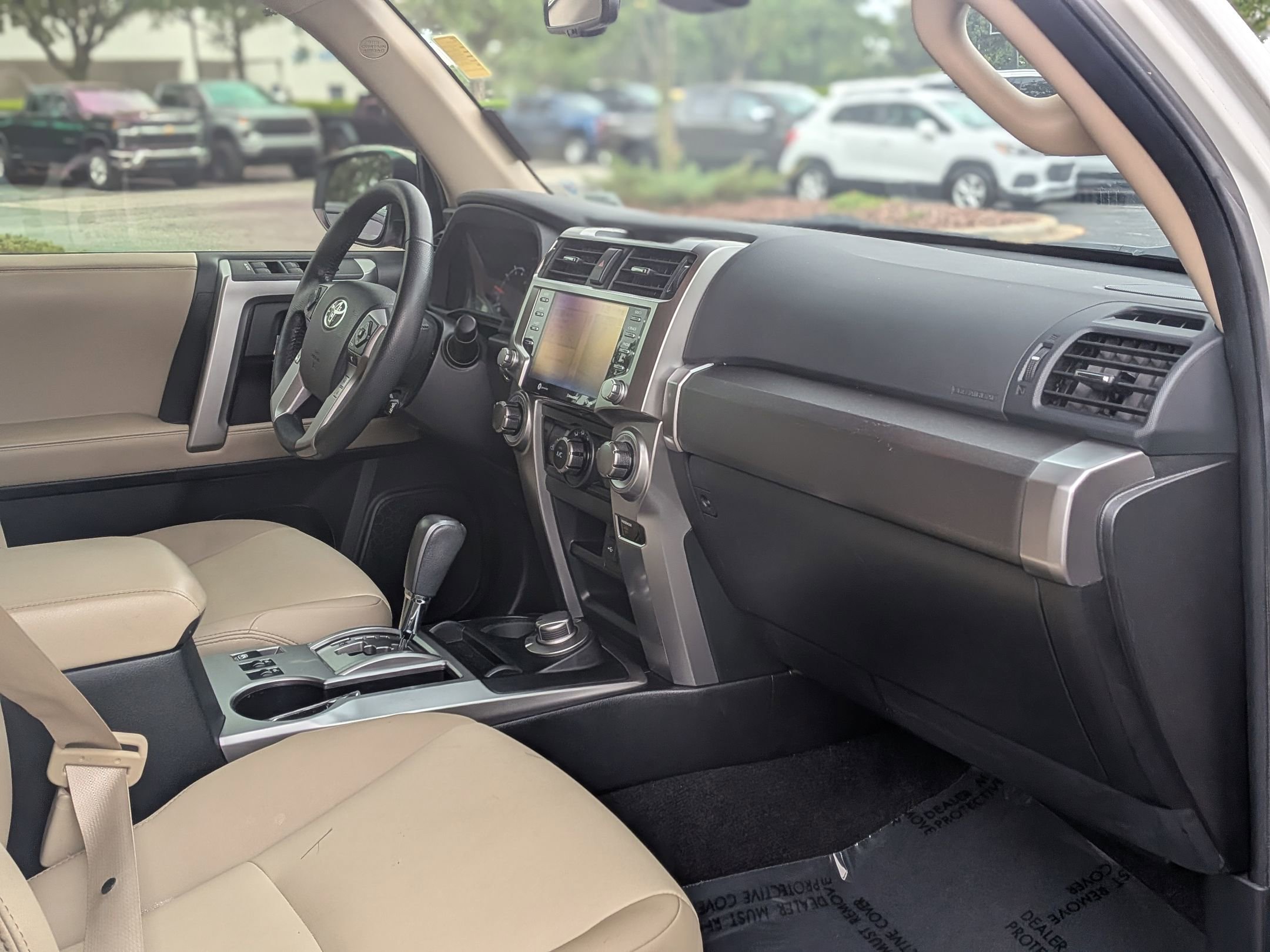 Used 2020 Toyota 4Runner SR5 Premium w/ Moonroof Package AWD/4WD image 22