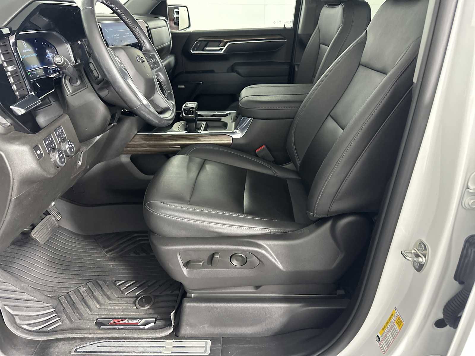 Used 2024 Chevrolet Silverado 1500 RST w/ RST All Star Premium Package image 7