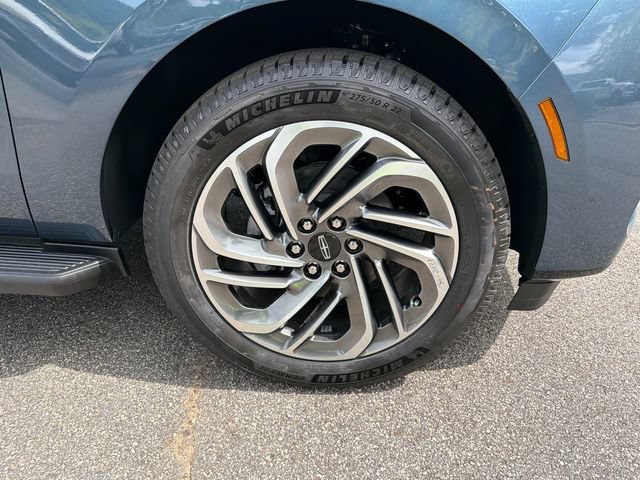 New 2027 Lincoln Navigator Premiere AWD/4WD image 15