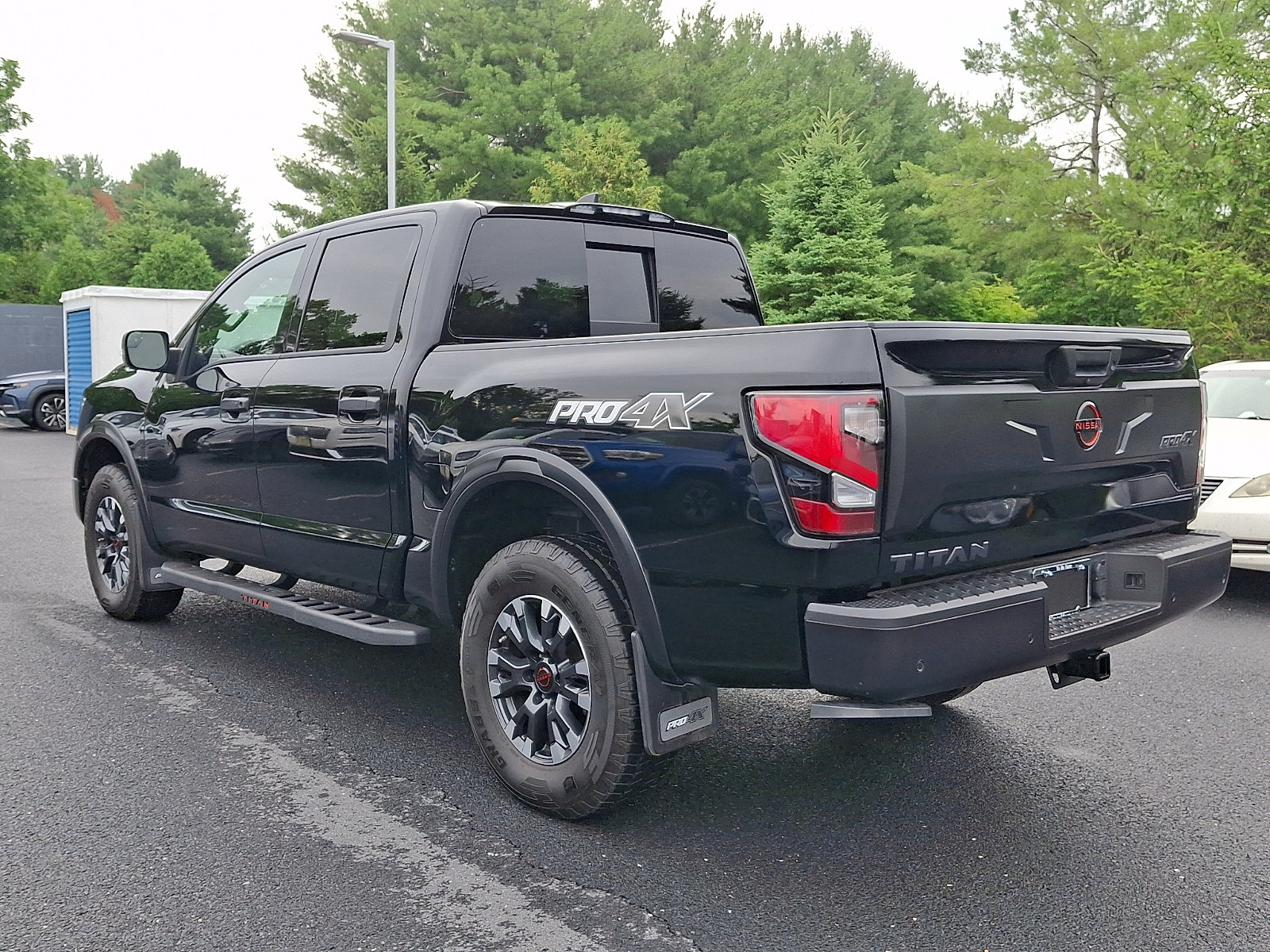 Certified 2024 Nissan Titan PRO-4X w/ Pro-4x Convenience Package AWD/4WD image 5