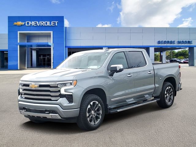 Used 2025 Chevrolet Silverado 1500 High Country w/ Technology Package image 2