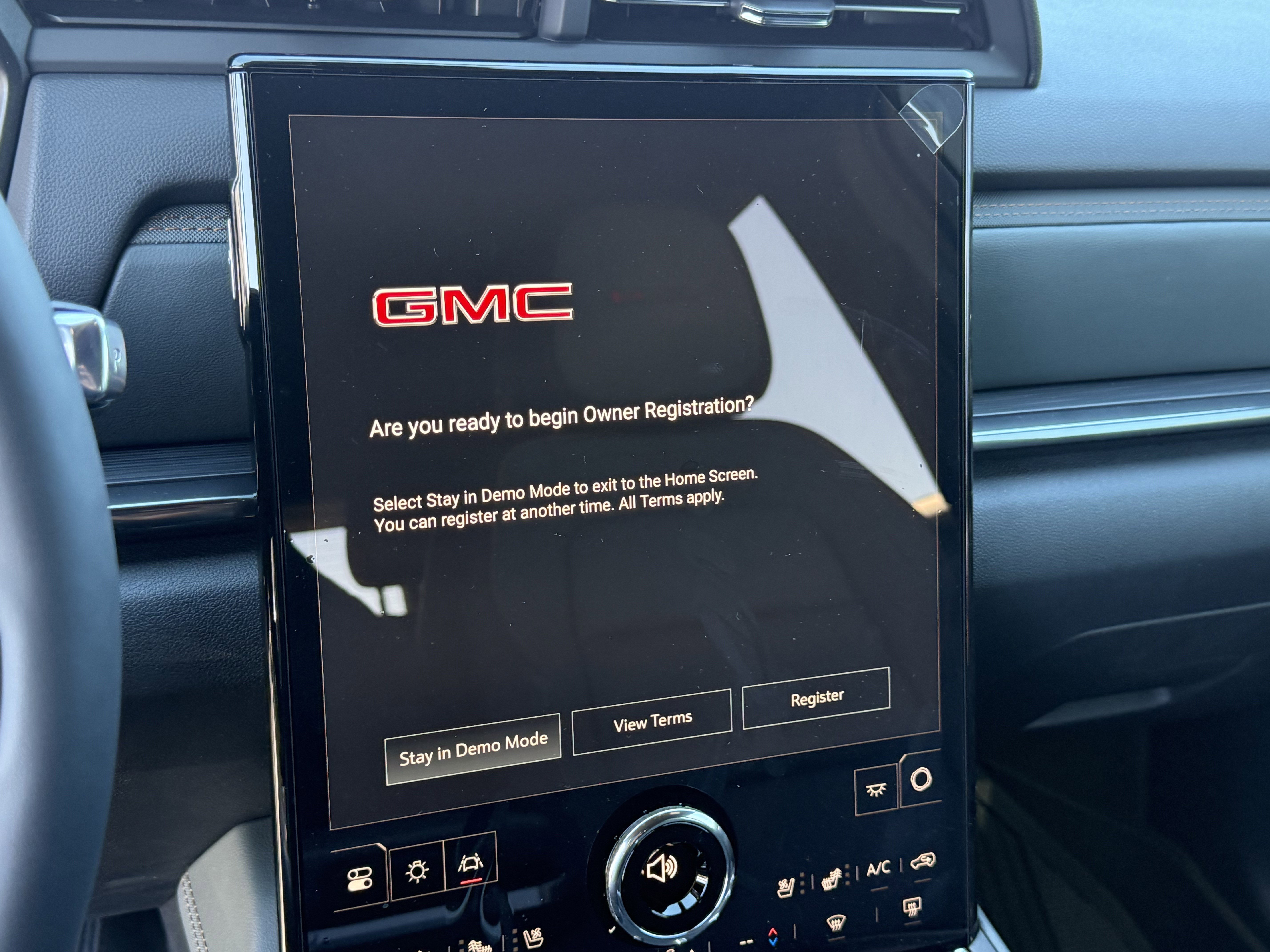 New 2026 GMC Terrain AT4 w/ Convenience Package III image 15