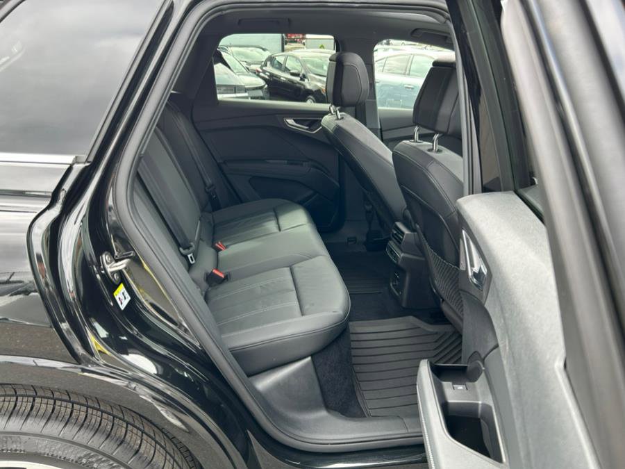 Used 2023 Audi Q4 e-tron Prestige w/ 20" Wheel Package image 39
