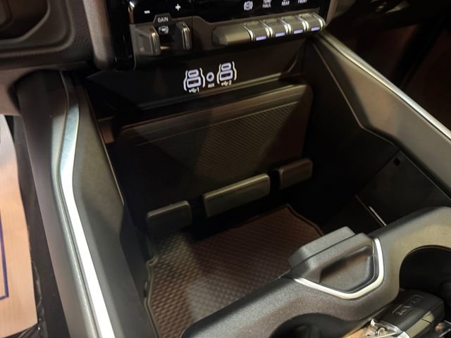 New 2026 RAM 3500 Big Horn AWD/4WD image 28