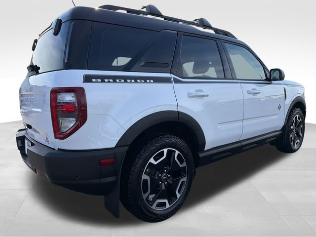 Used 2023 Ford Bronco Sport Outer Banks w/ Topo Graphic Package image 7
