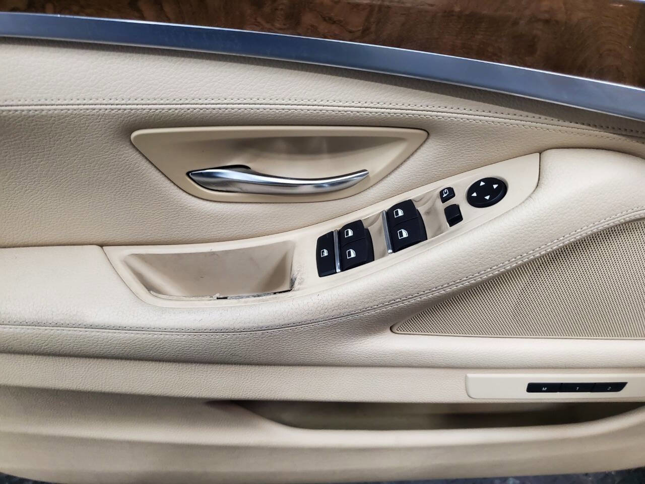 Used 2012 BMW 528i xDrive Sedan image 10