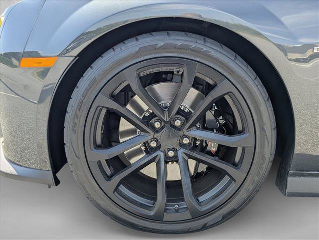 Used 2013 Chevrolet Camaro ZL1 RWD image 10