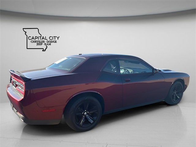 Used 2020 Dodge Challenger SXT image 10