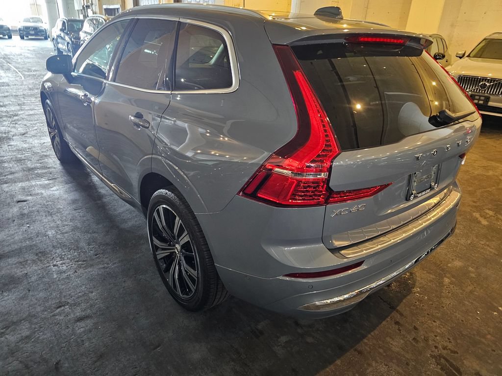 Certified 2023 Volvo XC60 B5 Plus w/ Climate Package AWD/4WD image 2
