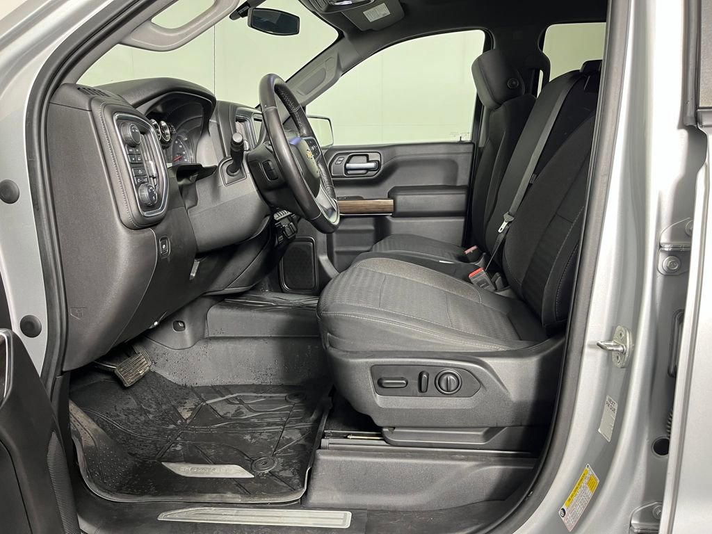 Used 2020 Chevrolet Silverado 1500 LT w/ All-Star Edition image 11