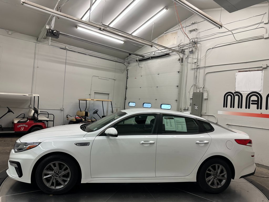Used 2020 Kia Optima LX image 11