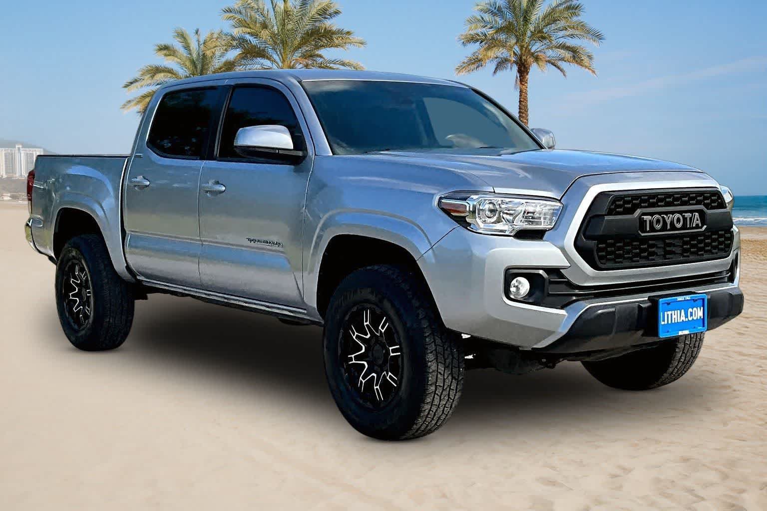 Used 2023 Toyota Tacoma SR5 RWD image 19