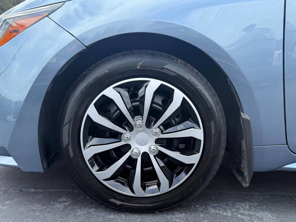 Used 2021 Toyota Corolla LE image 28