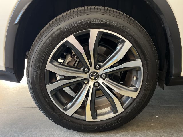 Used 2022 Lexus RX 350L FWD w/ Premium Package image 11