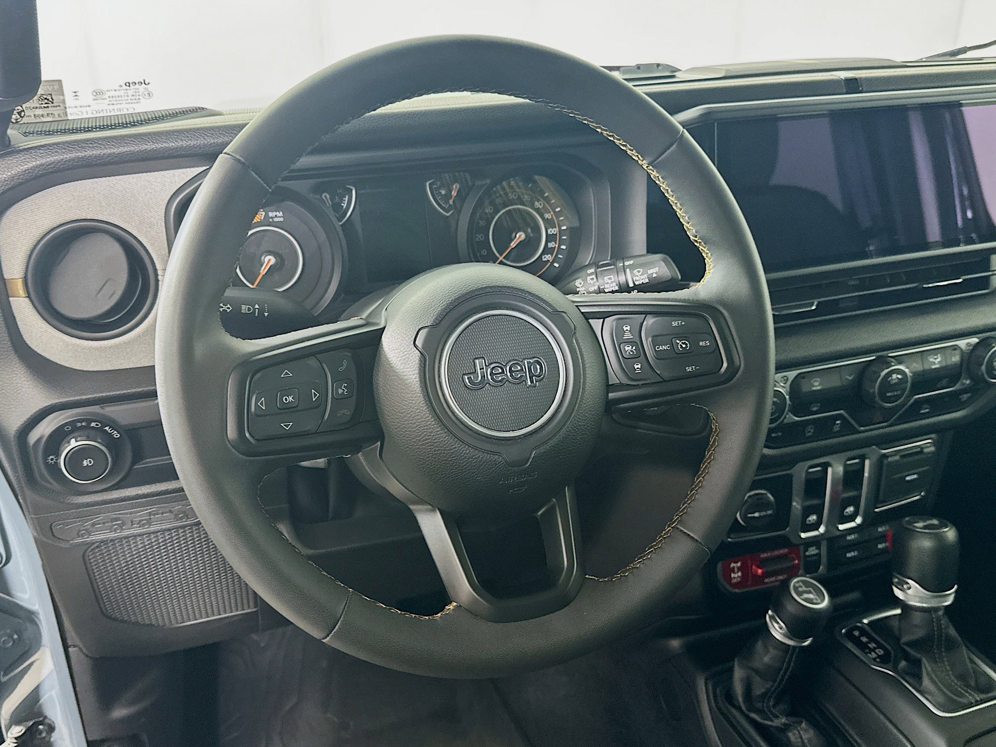 Used 2024 Jeep Wrangler Sport AWD/4WD image 18