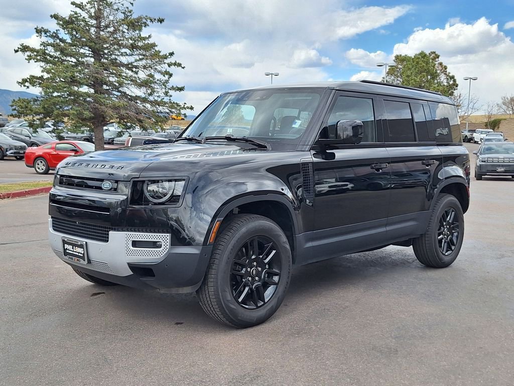 Used 2025 Land Rover Defender 110 S AWD/4WD image 7