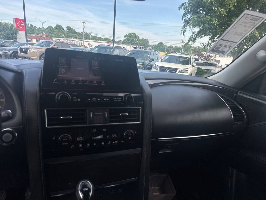 Used 2024 INFINITI QX80 Luxe AWD/4WD image 14