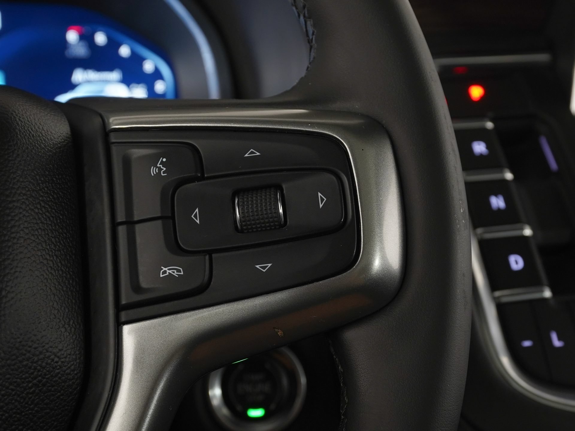 Used 2023 Chevrolet Tahoe LT w/ Luxury Package AWD/4WD image 21