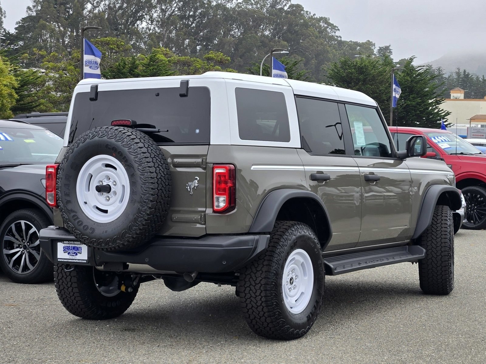 New 2026 Ford Bronco Heritage Edition AWD/4WD image 4