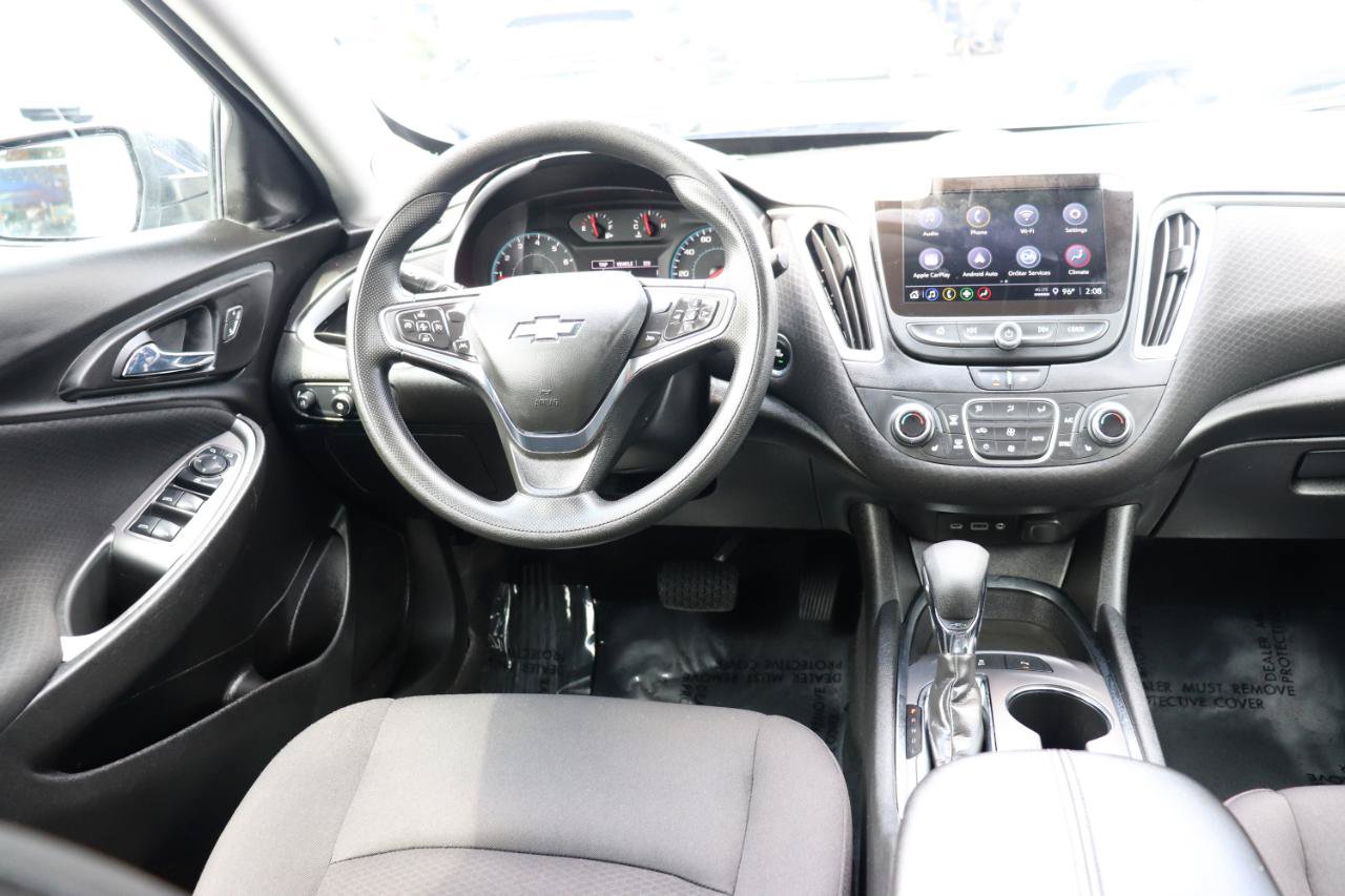 Used 2025 Chevrolet Malibu LT FWD image 17
