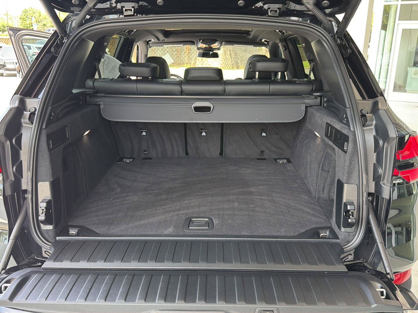 Certified 2024 BMW X5 sDrive40i w/ Premium Package RWD image 33