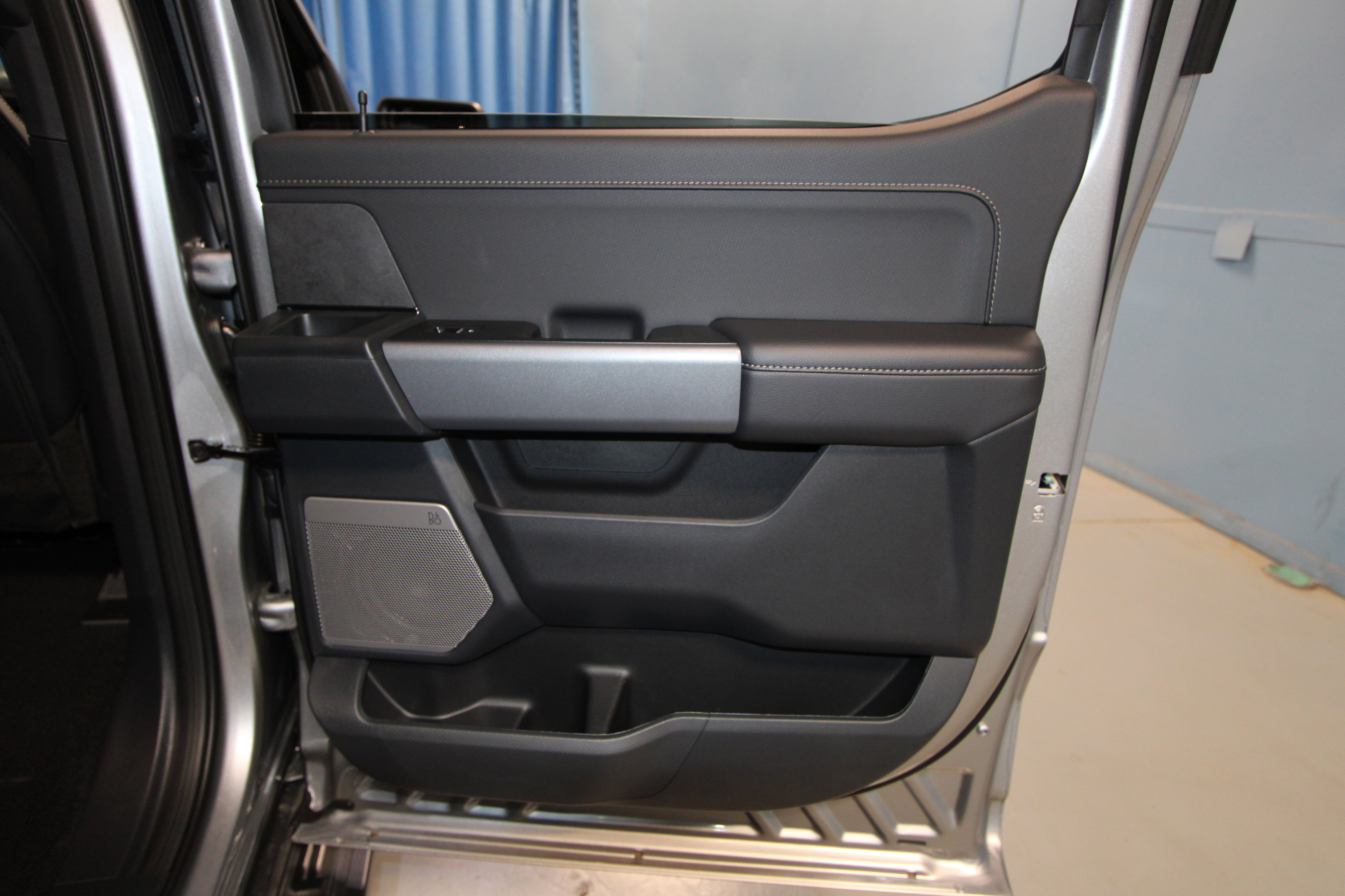 New 2025 Ford F150 XLT w/ Equipment Group 303A High image 25