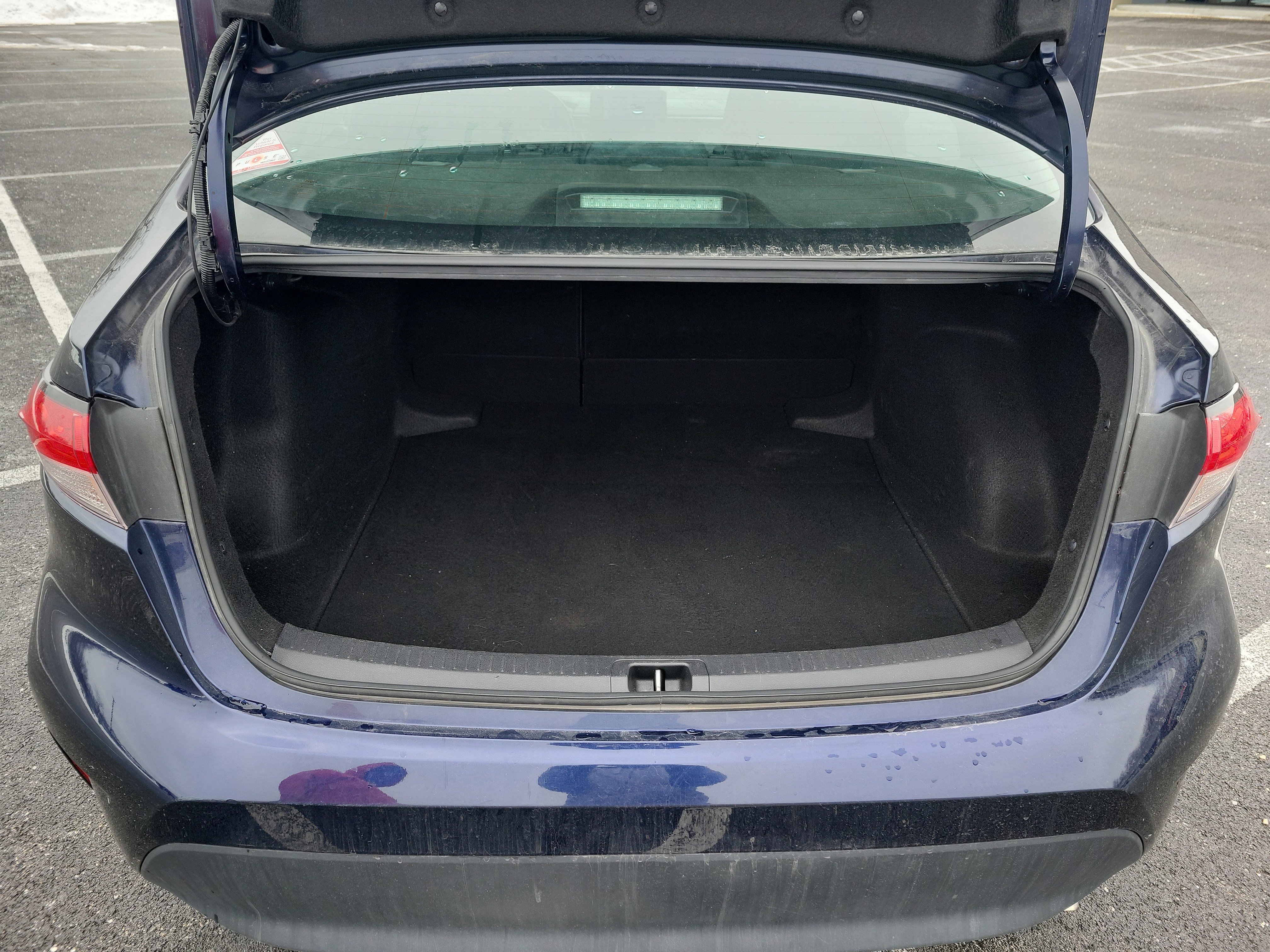 Used 2024 Toyota Corolla LE image 29