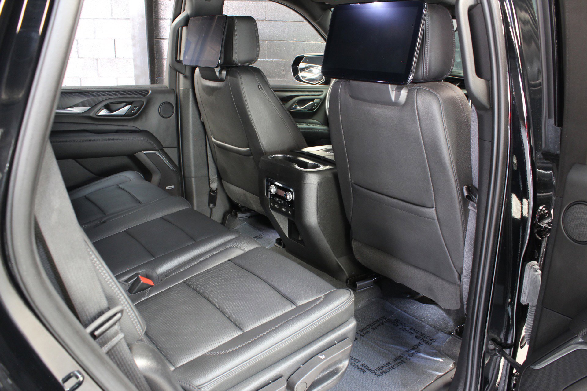 Used 2023 GMC Yukon Denali w/ Advanced Technology Package image 45