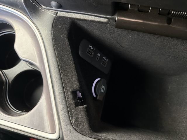 Used 2022 Dodge Challenger GT image 27