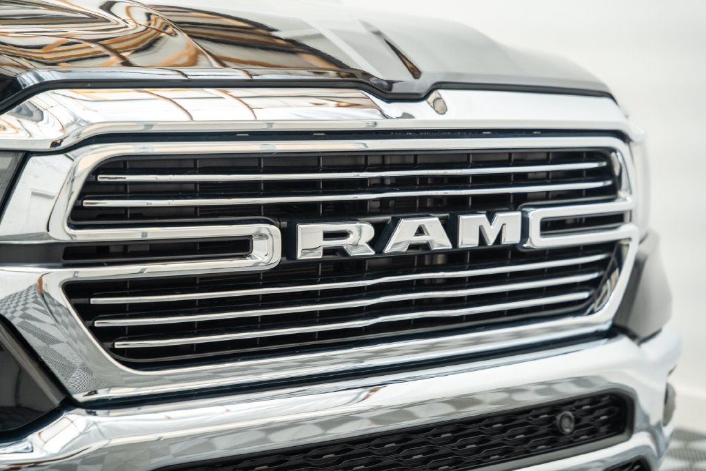 Used 2020 RAM 1500 Laramie AWD/4WD image 14