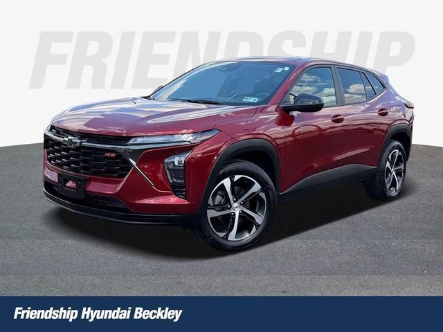 Used 2025 Chevrolet Trax RS