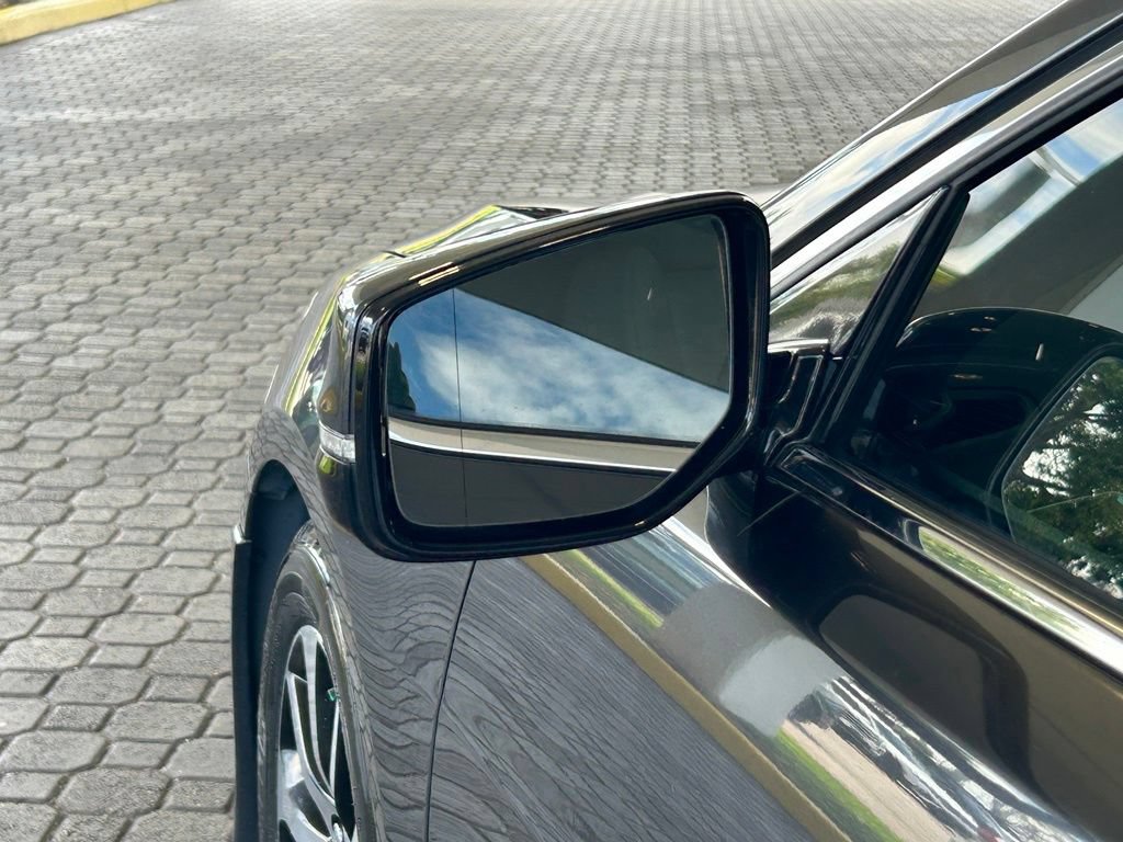 Used 2015 Acura TLX w/ Technology Package FWD image 16